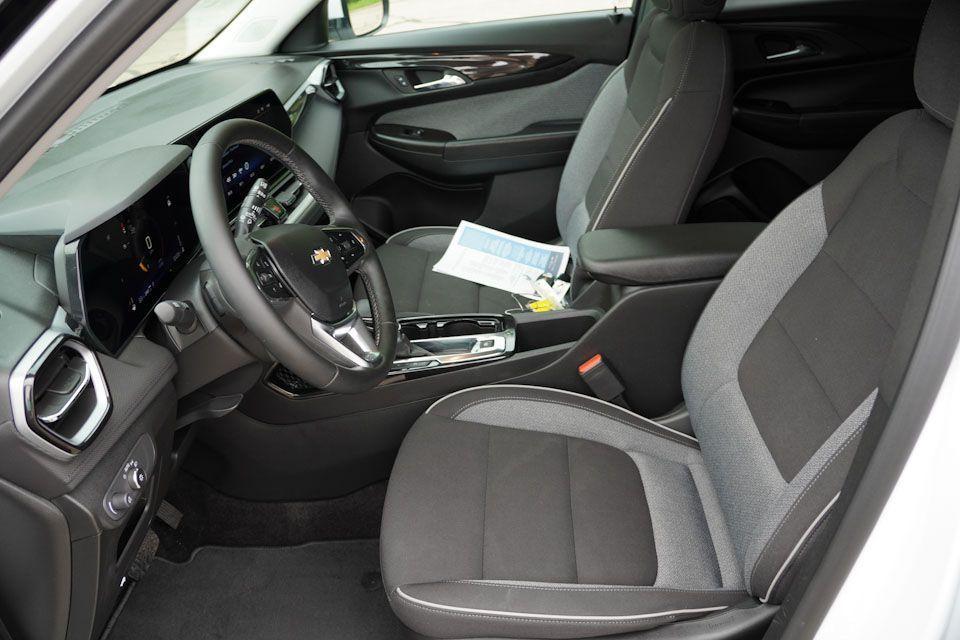 used 2024 Chevrolet TrailBlazer car, priced at $25,446