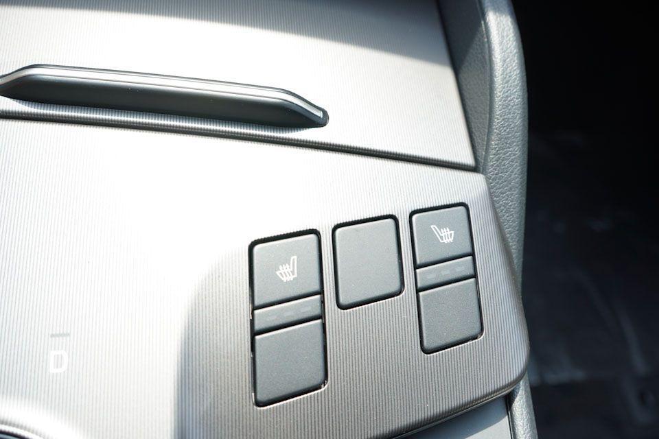 new 2026 Kia Sportage Hybrid car, priced at $34,298