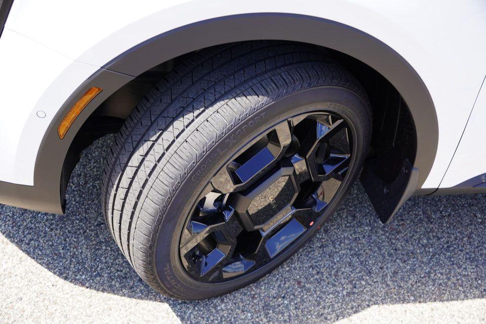 new 2025 Kia Sorento car, priced at $41,255