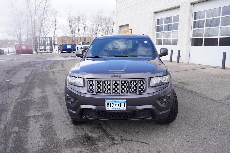 used 2015 Jeep Grand Cherokee car, priced at $16,555