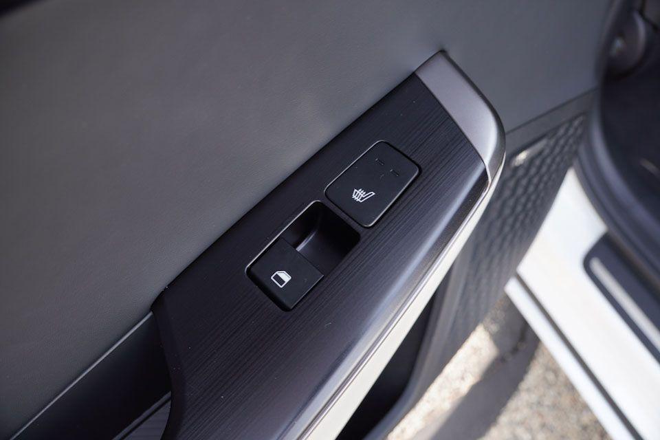 new 2025 Kia EV6 car, priced at $47,946