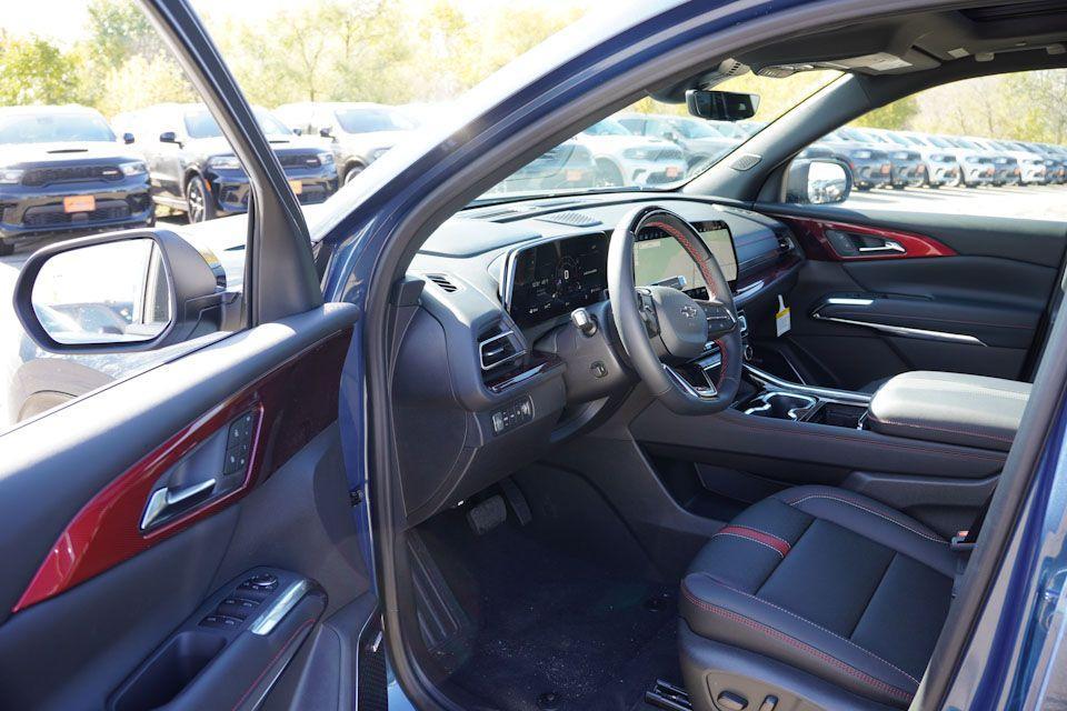 new 2026 Chevrolet Traverse car, priced at $58,020