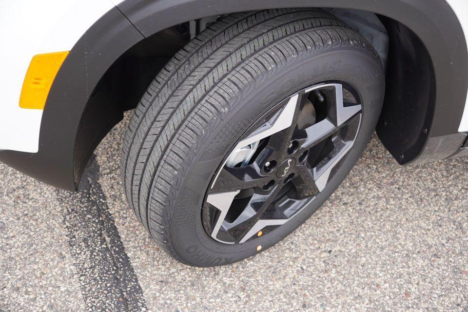 new 2026 Kia Seltos car, priced at $26,554