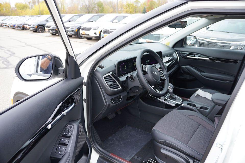 new 2026 Kia Seltos car, priced at $26,554