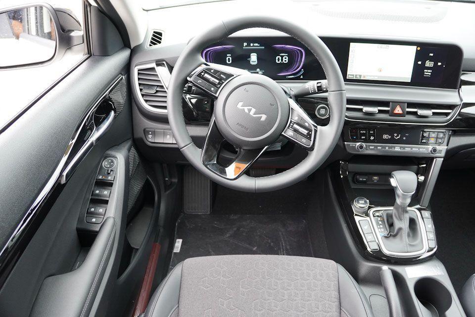 new 2026 Kia Seltos car, priced at $26,554