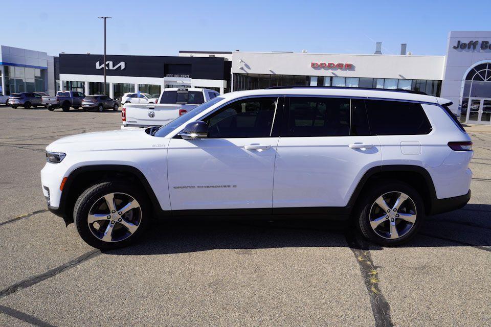 used 2021 Jeep Grand Cherokee L car, priced at $35,521