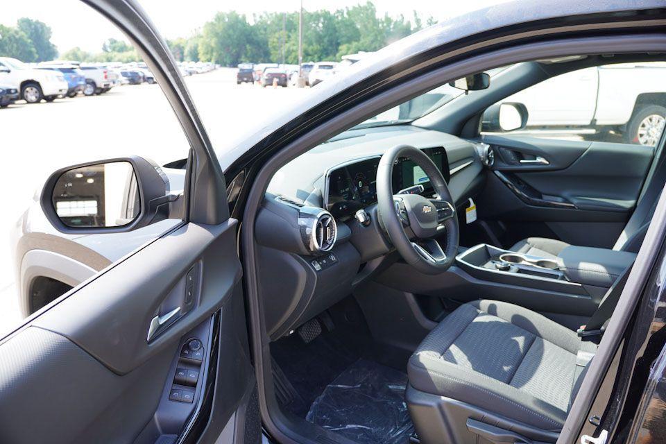 new 2026 Chevrolet Equinox car, priced at $26,795