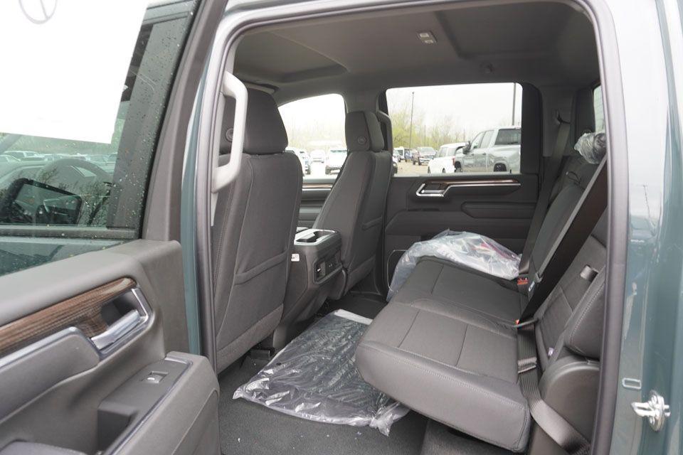 new 2025 Chevrolet Silverado 2500 car, priced at $60,815