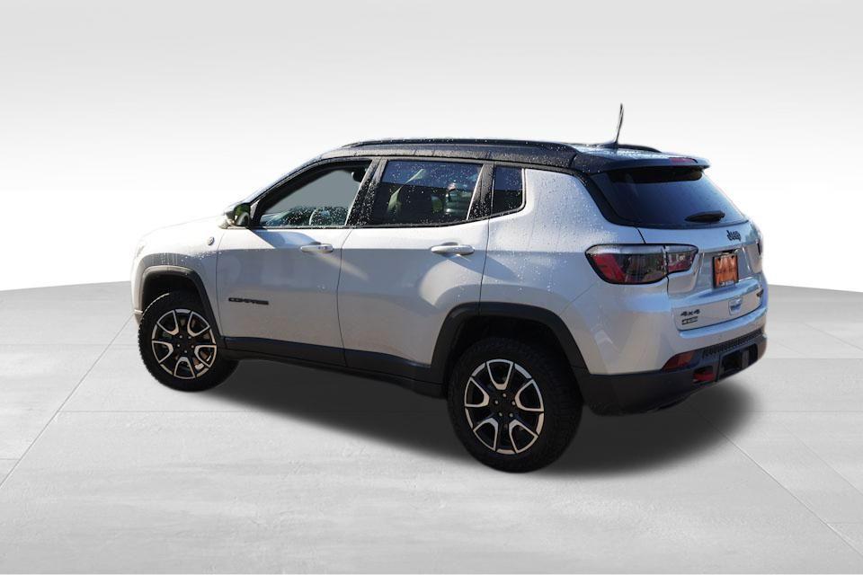 used 2024 Jeep Compass car, priced at $27,333