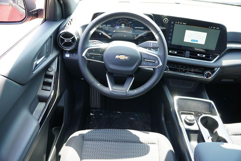 new 2026 Chevrolet Equinox car, priced at $30,435