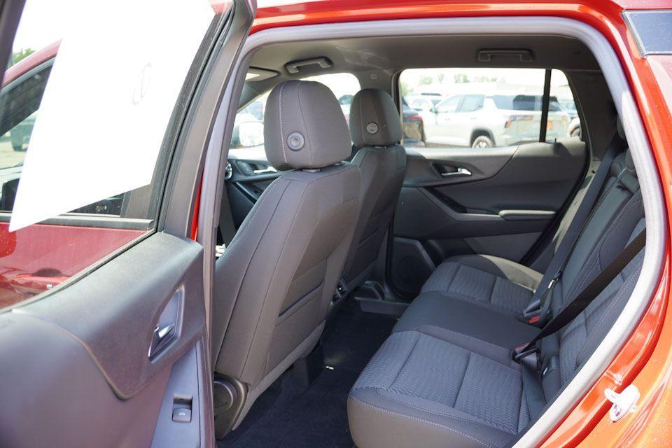 new 2026 Chevrolet Equinox car, priced at $30,435