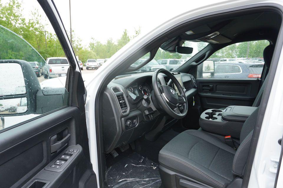 new 2025 Ram 3500 car, priced at $52,352