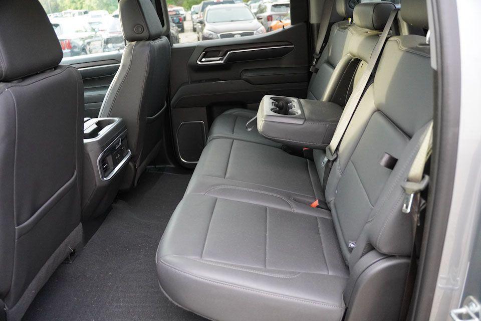 used 2023 GMC Sierra 1500 car, priced at $45,998