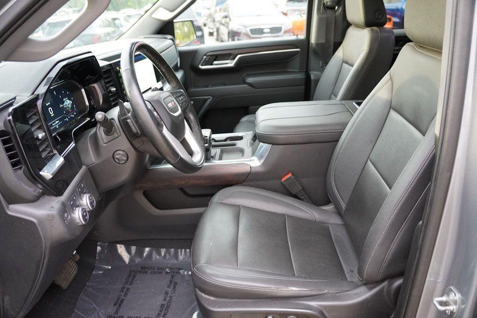 used 2023 GMC Sierra 1500 car, priced at $45,998