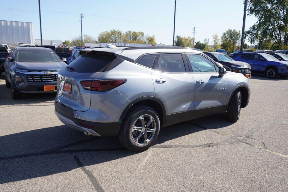 new 2025 Chevrolet Blazer car, priced at $39,998