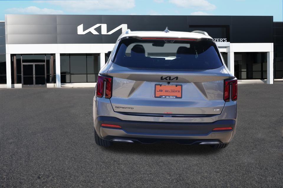 new 2026 Kia Sorento Hybrid car, priced at $45,698