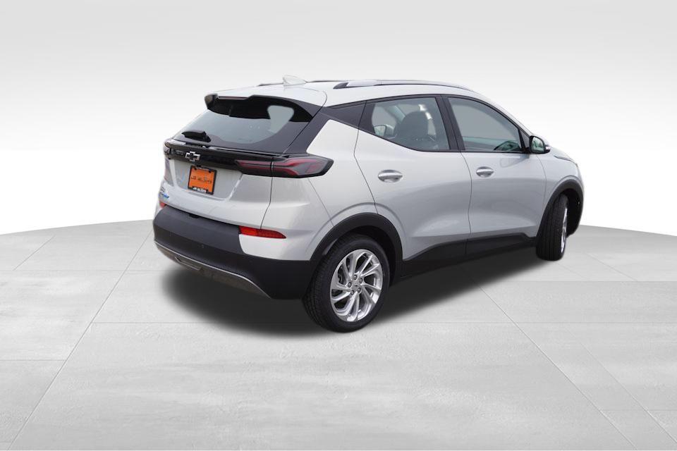 used 2022 Chevrolet Bolt EUV car, priced at $24,323