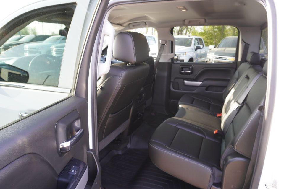 used 2018 Chevrolet Silverado 1500 car, priced at $29,278