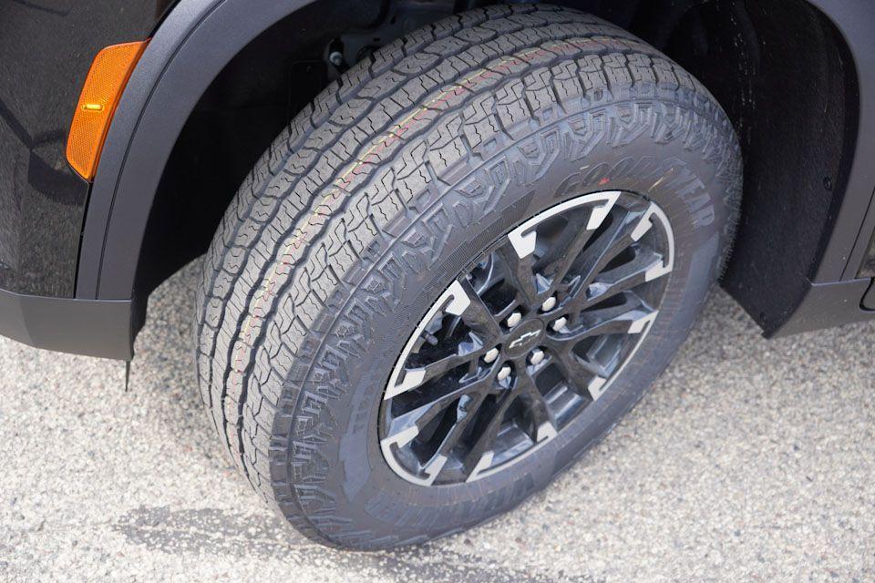 new 2026 Chevrolet Traverse car, priced at $49,661