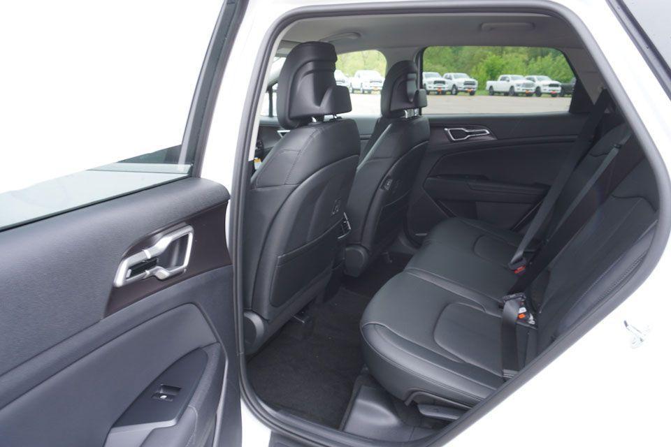new 2026 Kia Sportage car, priced at $30,009