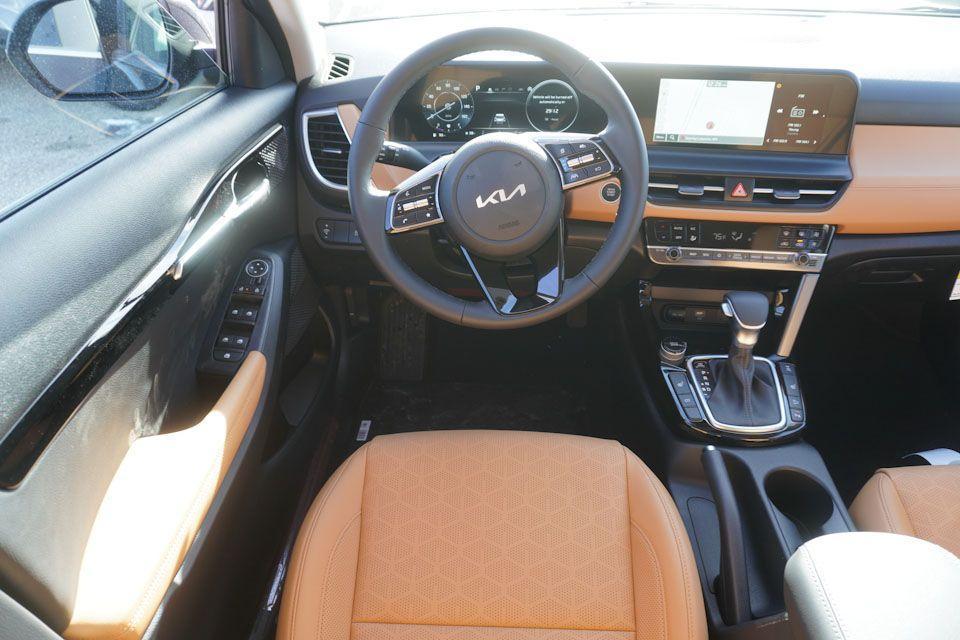 new 2025 Kia Seltos car, priced at $28,267