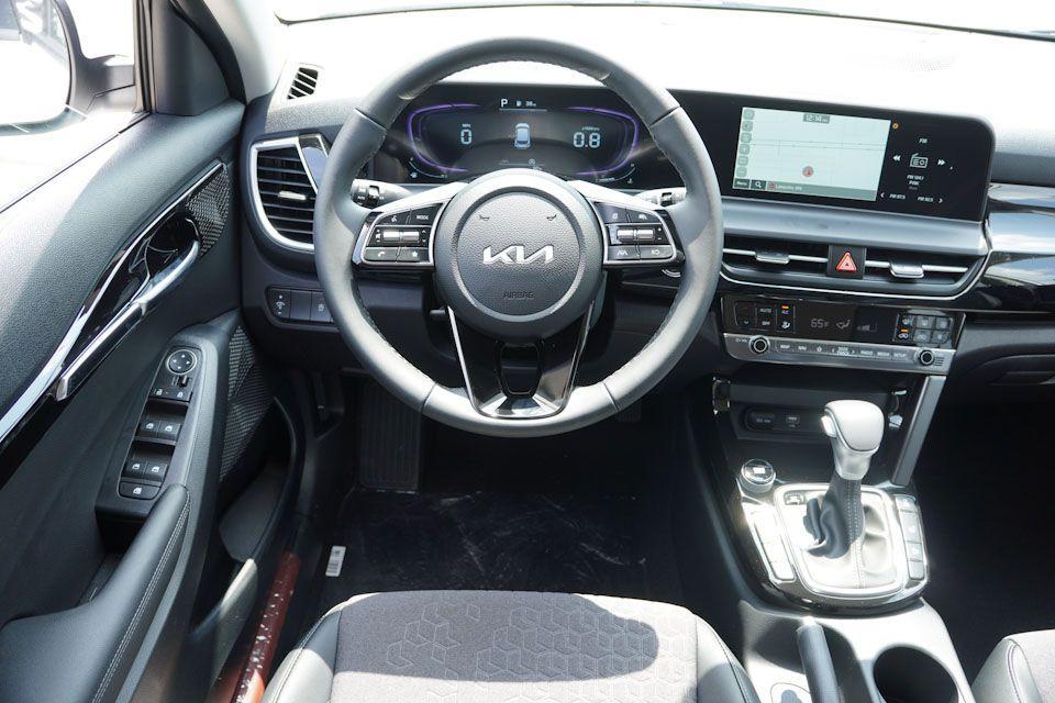 new 2026 Kia Seltos car, priced at $26,990