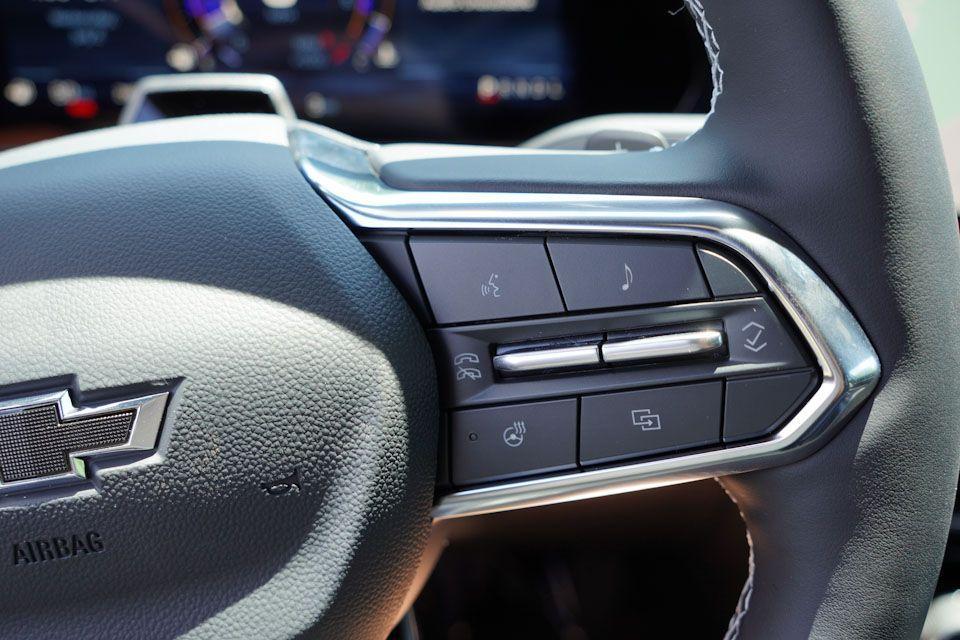 new 2025 Chevrolet Traverse car, priced at $54,589