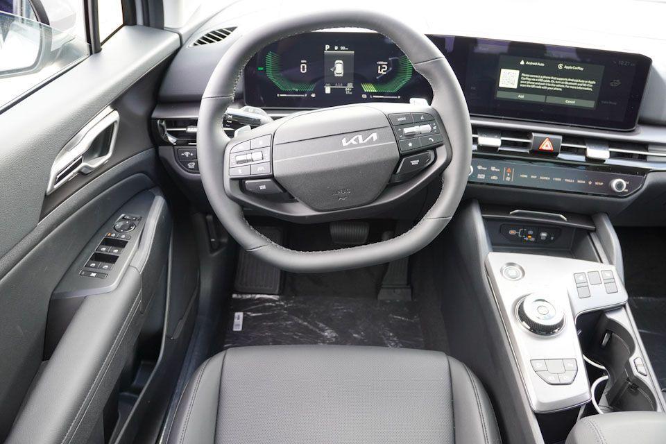 new 2026 Kia Sportage Hybrid car, priced at $33,616