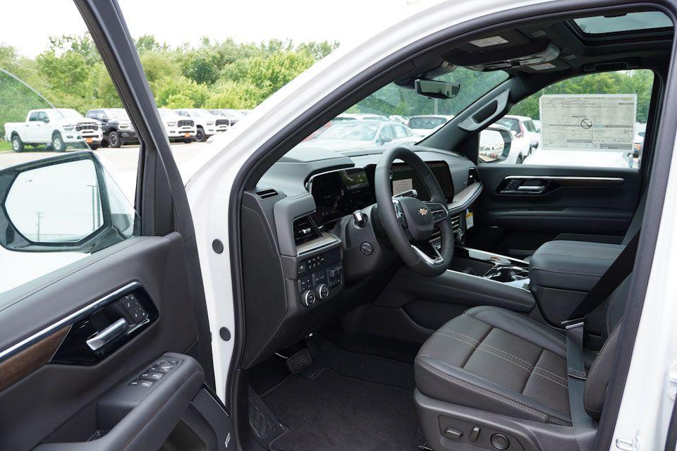 new 2025 Chevrolet Tahoe car, priced at $86,159