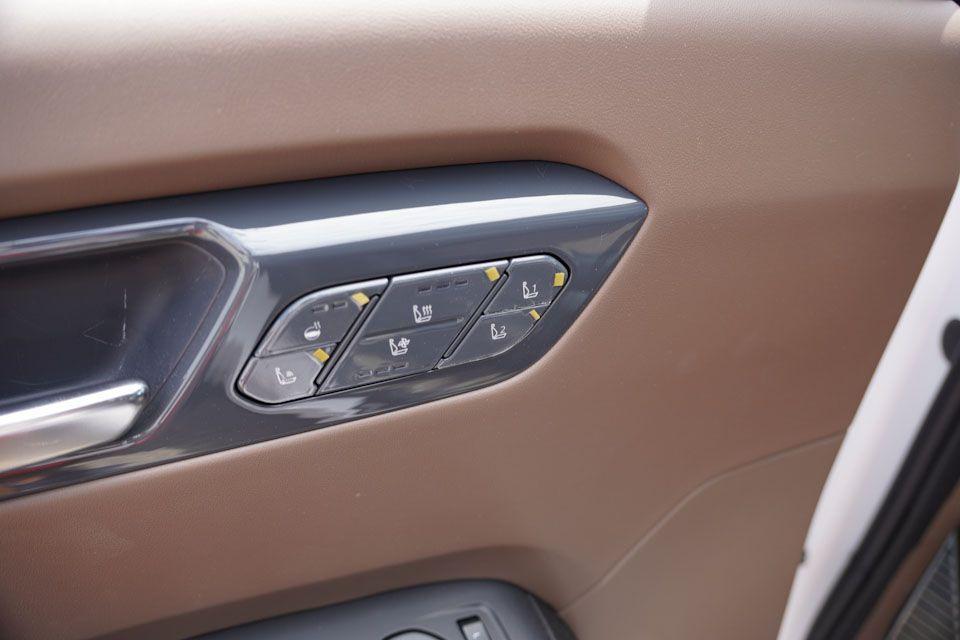new 2026 Kia EV9 car, priced at $58,435