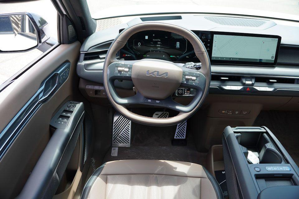 new 2026 Kia EV9 car, priced at $58,435