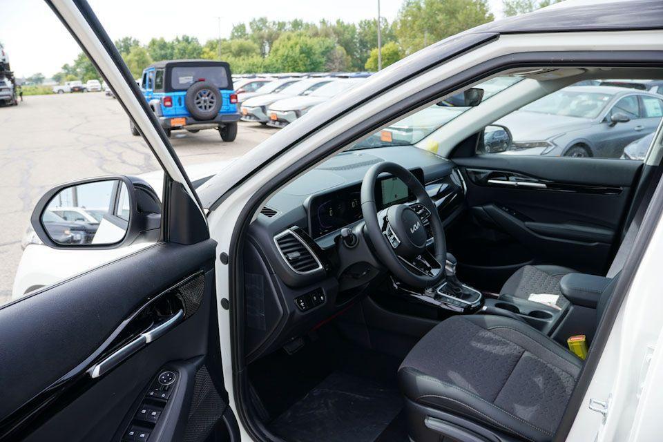 new 2026 Kia Seltos car, priced at $26,554