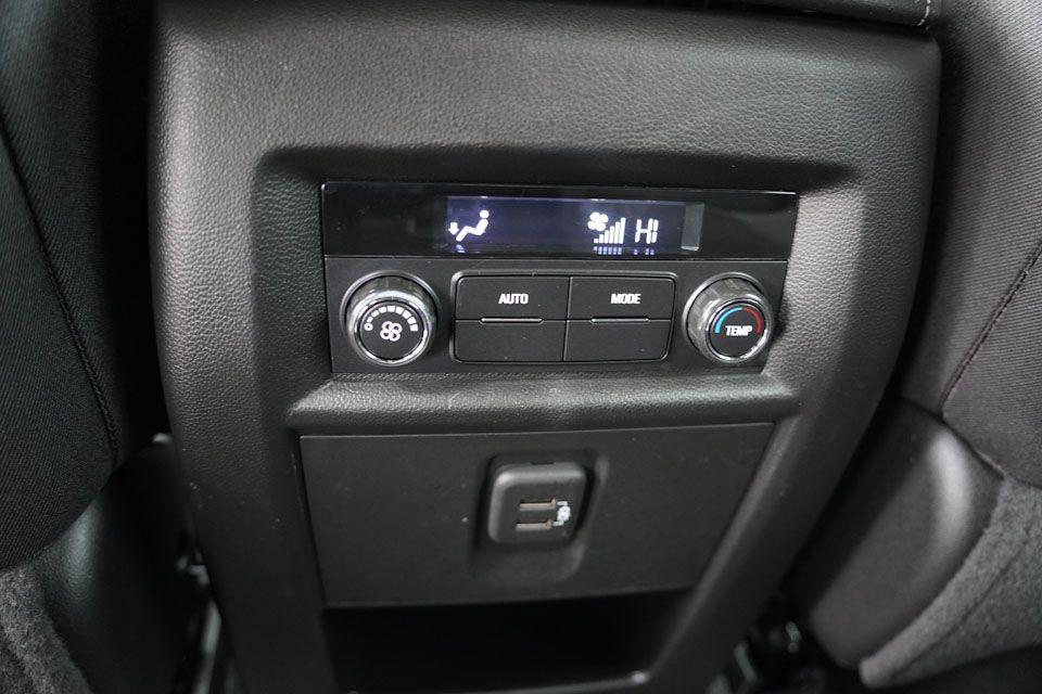 used 2023 Chevrolet Traverse car, priced at $34,433