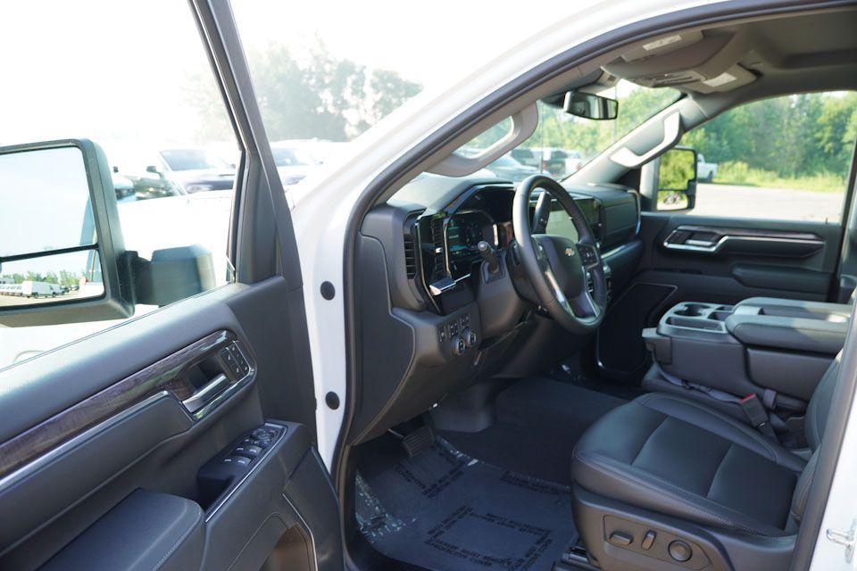 used 2024 Chevrolet Silverado 3500 car, priced at $64,989
