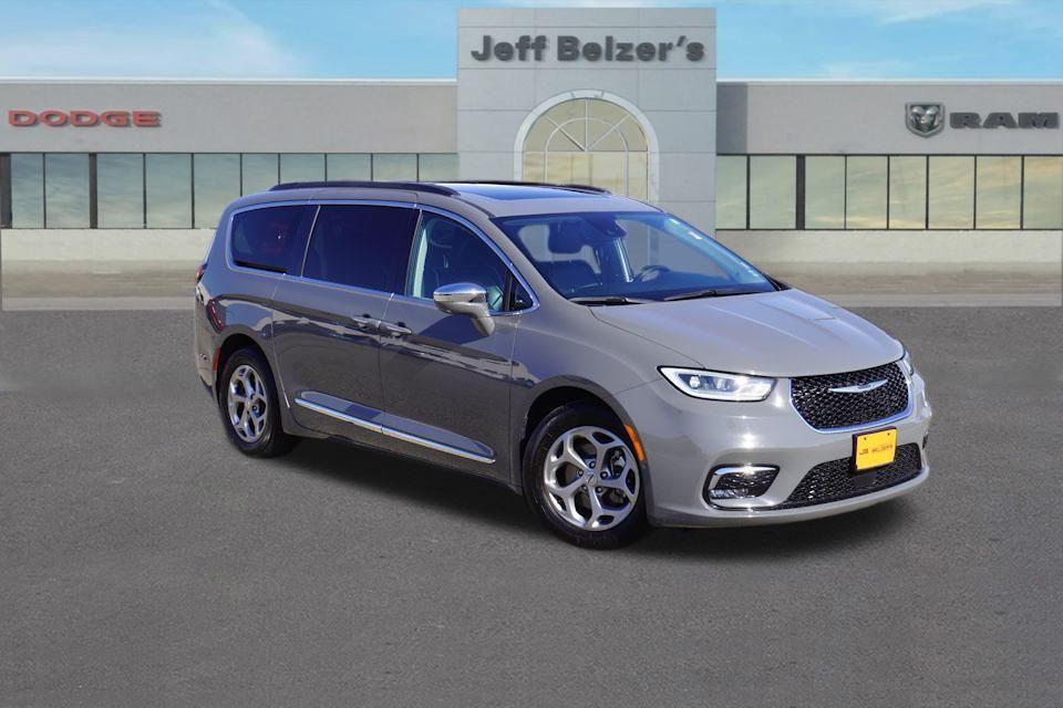 used 2022 Chrysler Pacifica car, priced at $28,437