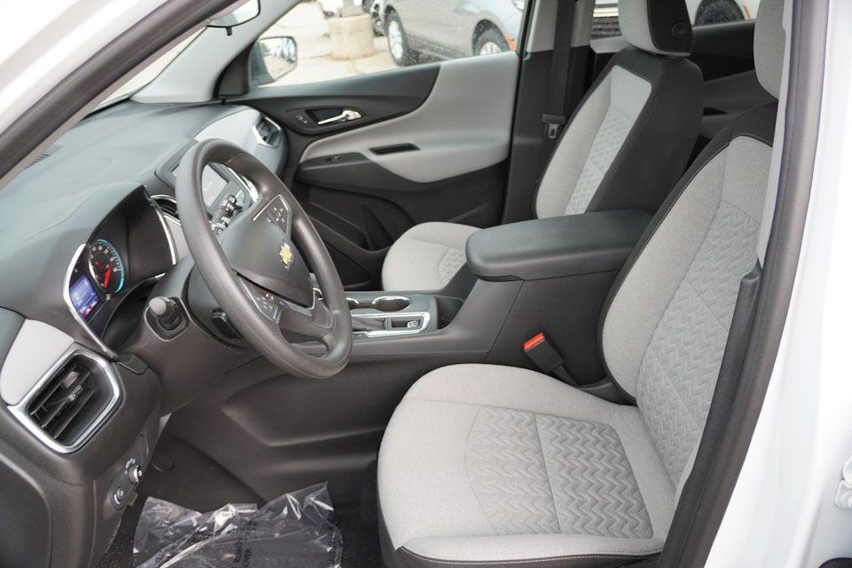 used 2022 Chevrolet Equinox car, priced at $19,422