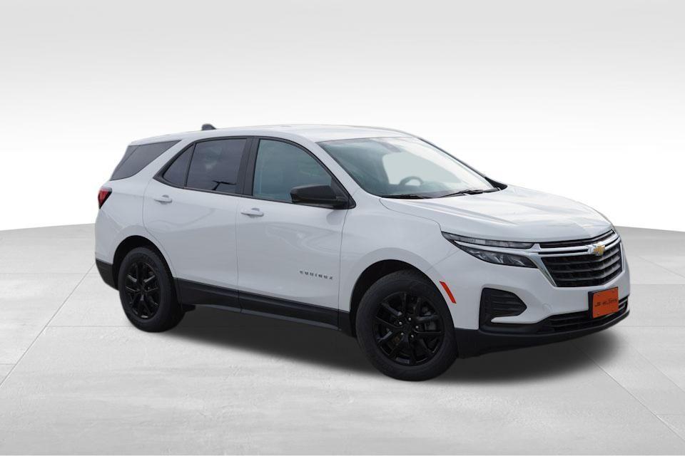 used 2022 Chevrolet Equinox car, priced at $19,422