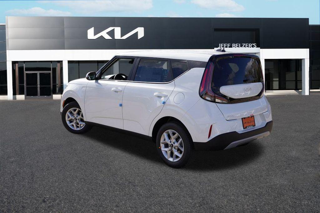 new 2025 Kia Soul car, priced at $20,598