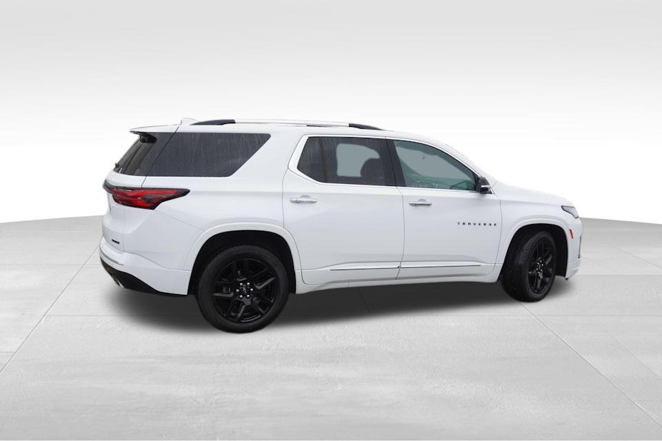used 2022 Chevrolet Traverse car, priced at $35,779