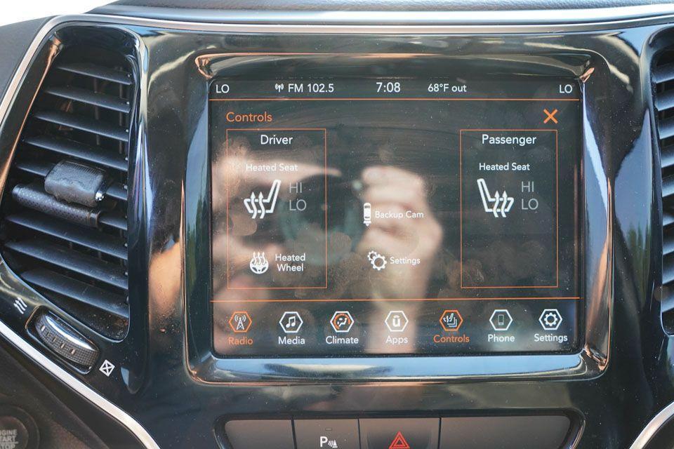used 2019 Jeep Cherokee car, priced at $14,459