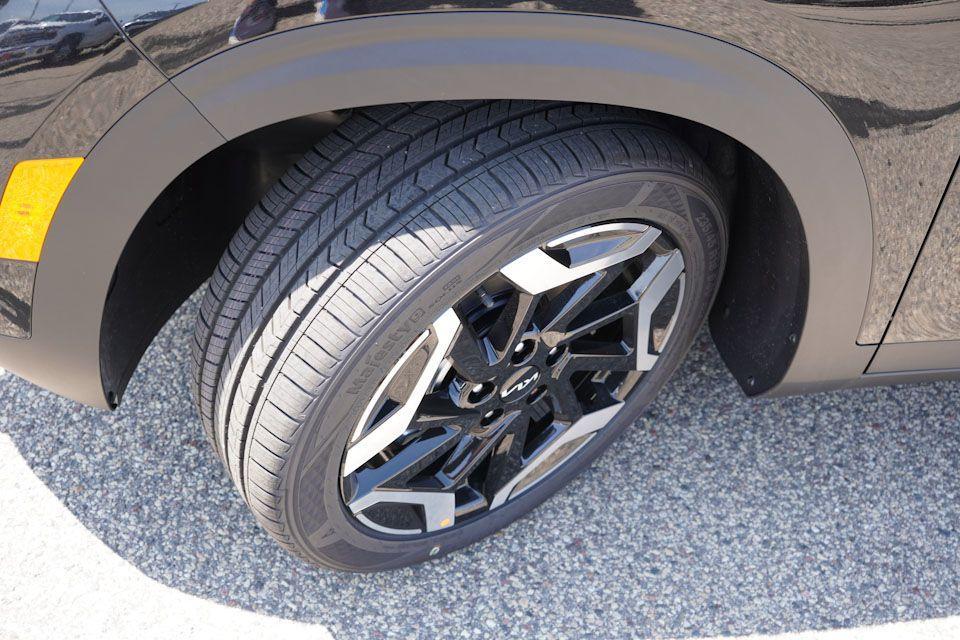 new 2026 Kia Seltos car, priced at $31,706