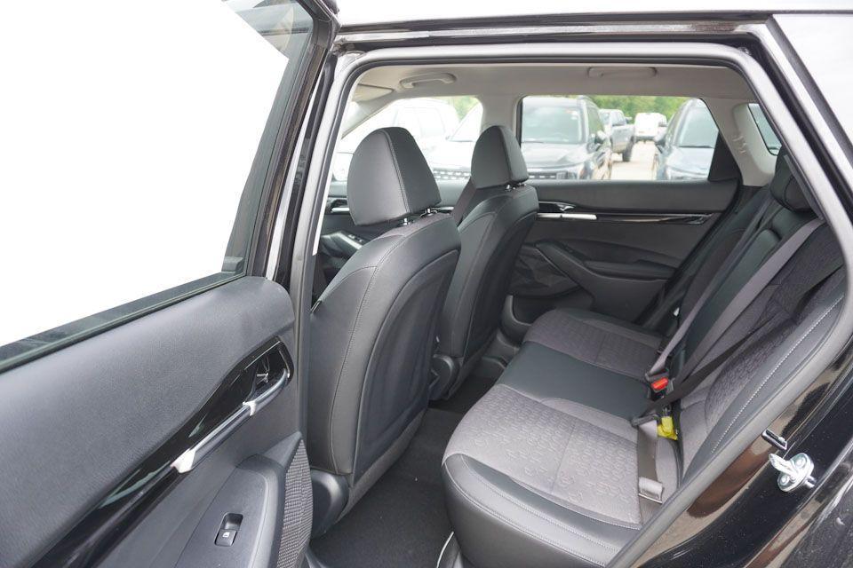 new 2025 Kia Seltos car, priced at $25,798