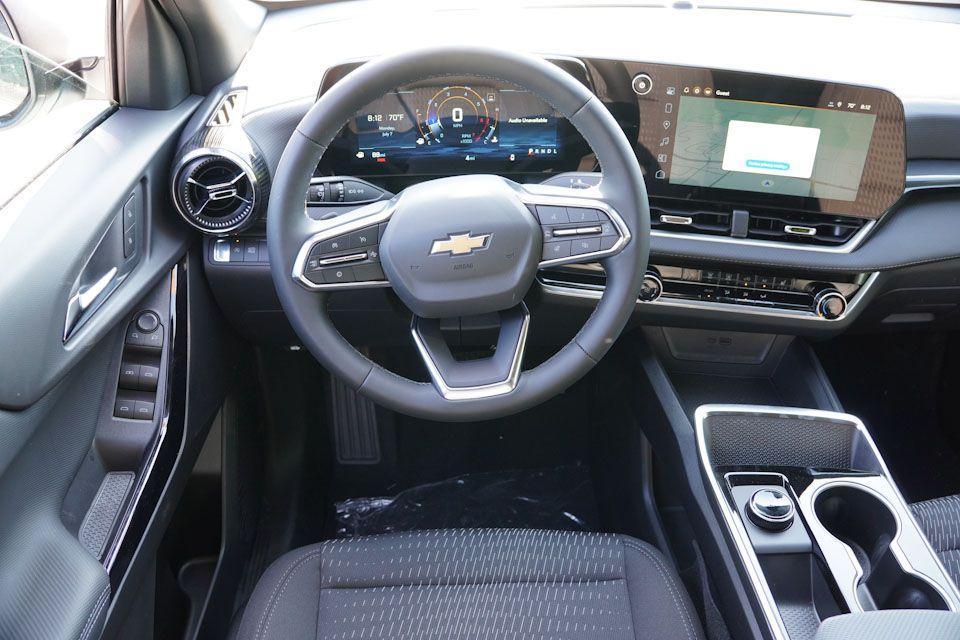 new 2026 Chevrolet Equinox car, priced at $27,940