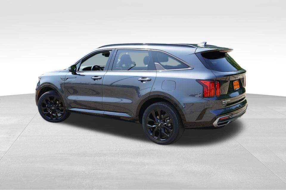 used 2023 Kia Sorento car, priced at $31,517