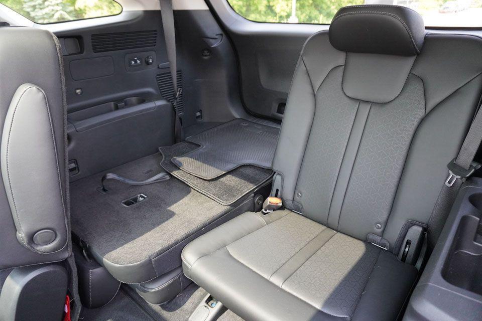 used 2023 Kia Sorento car, priced at $31,517