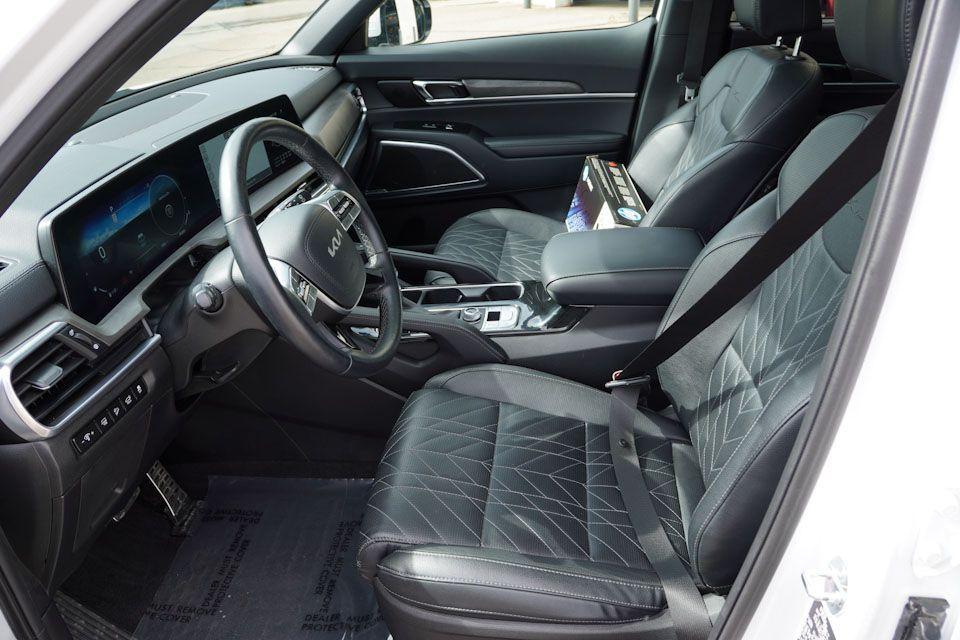 used 2024 Kia Telluride car, priced at $41,555