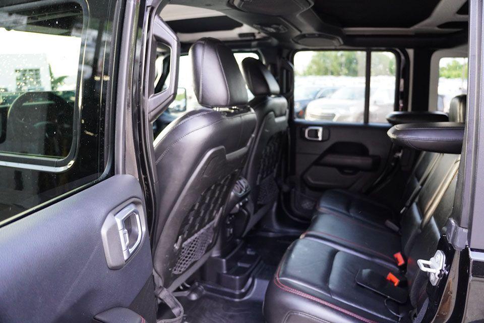 used 2019 Jeep Wrangler Unlimited car, priced at $29,423