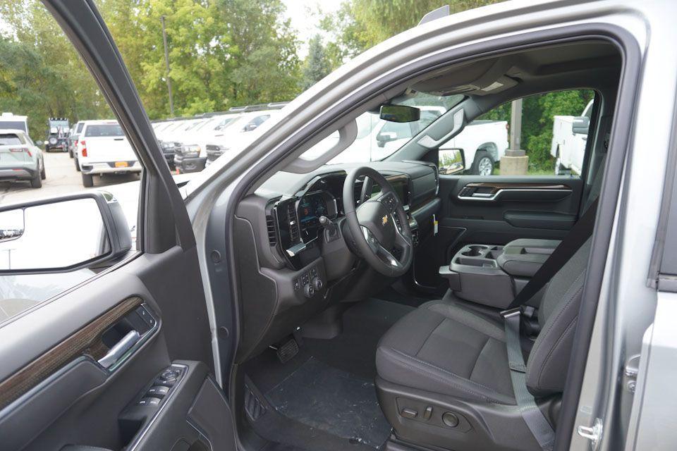 new 2025 Chevrolet Silverado 1500 car, priced at $52,290