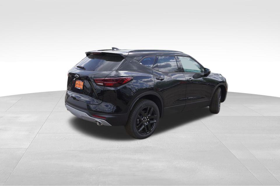 new 2025 Chevrolet Blazer car, priced at $39,998