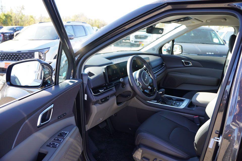 new 2026 Kia Carnival car, priced at $38,959